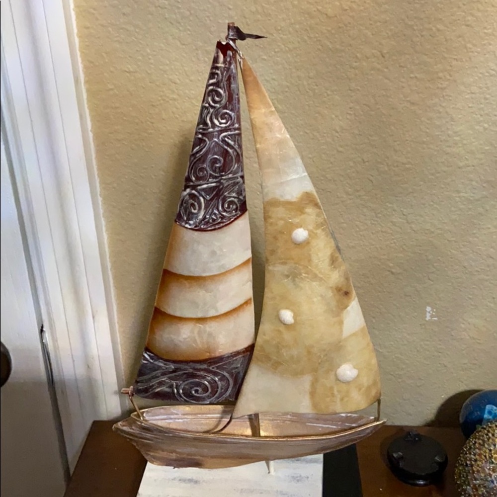 Home decor sale boat capiz shells metal on stand